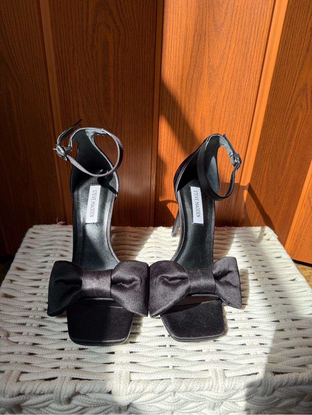 Steve Madden Trusty Black Satin Heels